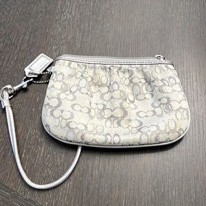 COACH Insignia wristlet - Small Silver